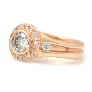 Halo Ring with Round Brilliant